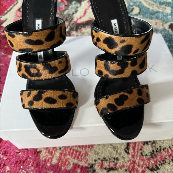 ✨ MANOLO BLAHNIK✨ Cisto Leopard Animal Print Calf Hair heels sandals $895 Retail - Picture 10 of 11